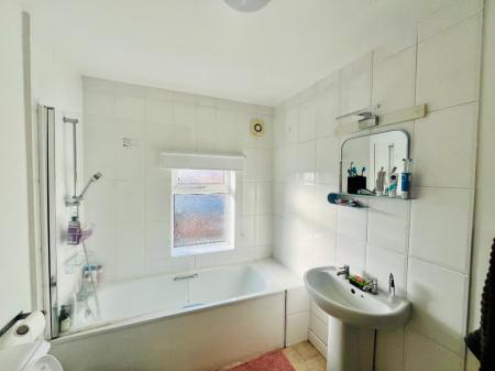 4 bedroom Terraced House to let in Birch Lane, Victoria Park, Manchester, M13