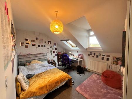 4 bedroom Terraced House to let in Birch Lane, Victoria Park, Manchester, M13