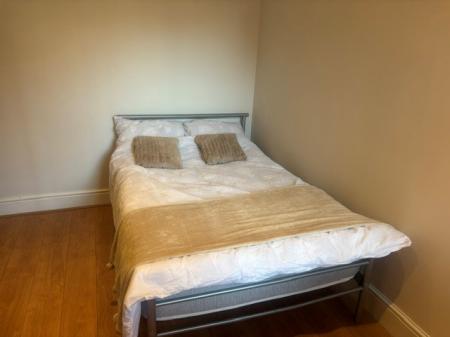 6 bedroom Semi-detached house to let in Cawdor Road, Fallowfield, Manchester, M14