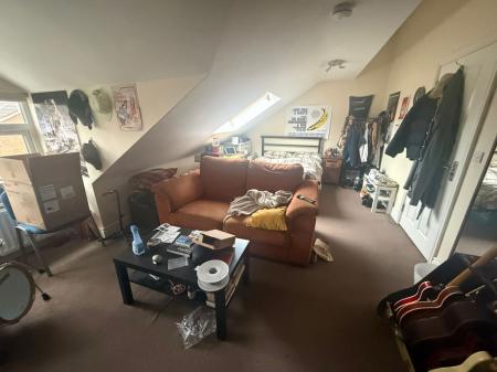 6 bedroom Detached house to let in Old Lansdowne Road, West Didsbury, Manchester, M20