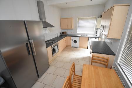 5 bedroom Terraced House for sale in Whitby Road, Fallowfield, Manchester, M14