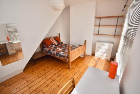 5 bedroom Terraced House for sale in Whitby Road, Fallowfield, Manchester, M14