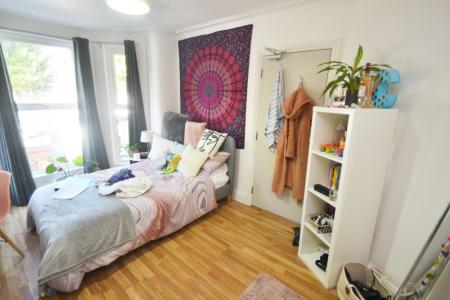 1 bedroom Semi-detached house to let in HouseShare Aubrey Road, Fallowfield, Manchester, M14