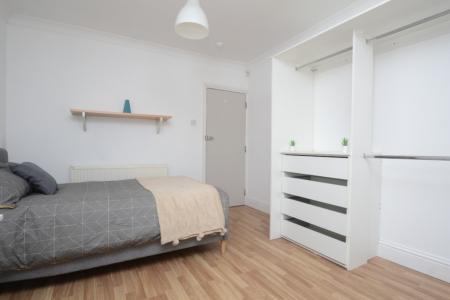 1 bedroom Semi-detached house to let in HouseShare Aubrey Road, Fallowfield, Manchester, M14