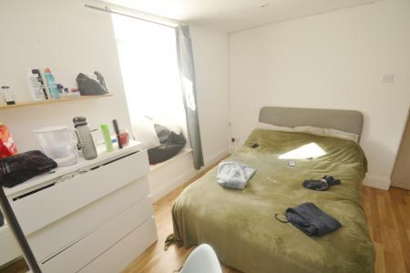 1 bedroom Semi-detached house to let in HouseShare Aubrey Road, Fallowfield, Manchester, M14