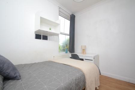 1 bedroom Semi-detached house to let in HouseShare Aubrey Road, Fallowfield, Manchester, M14