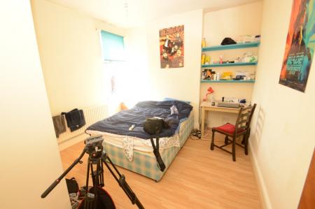 3 bedroom Detached house to let in Hibbert Street, Manchester, M14