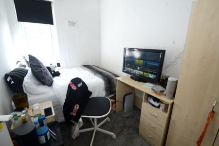 4 bedroom Terraced House to let in Braemar Road, Fallowfield, Manchester, M14