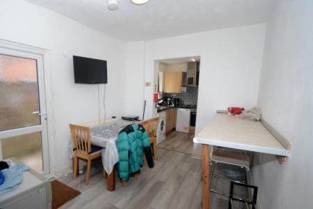 4 bedroom Terraced House to let in Braemar Road, Fallowfield, Manchester, M14