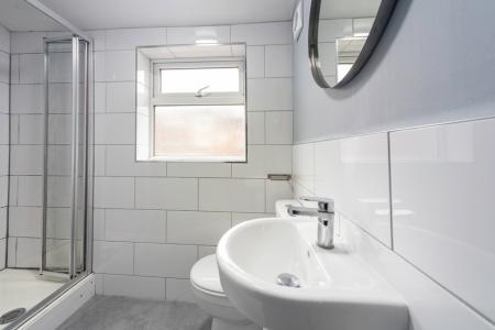 6 bedroom End of terrace house to let in Hibbert Street, Rusholme, Manchester, M14