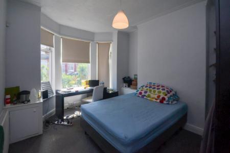 4 bedroom Terraced House for sale in Ashfield Road, Manchester, M13