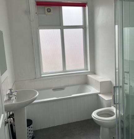 7 bedroom Semi-detached house to let in HOUSE SHARE Argyle Avenue, Victoria Park, Manchester, M14