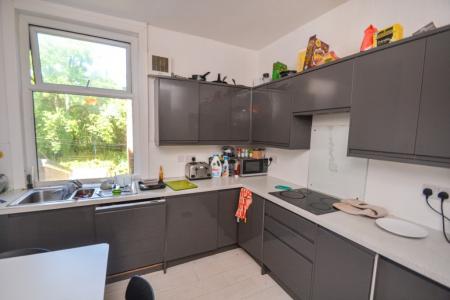 6 bedroom Terraced House for sale in Derby Road, Fallowfield, Manchester, M14