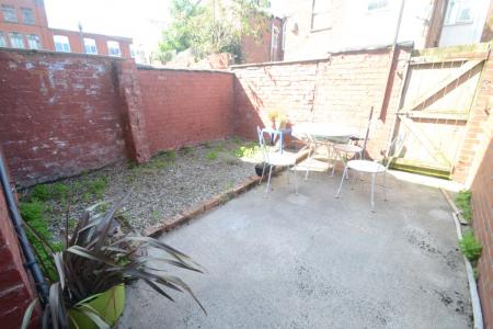 3 bedroom Terraced House to let in Deramore Street, Rusholme, Manchester, M14