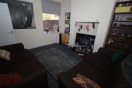 3 bedroom Terraced House to let in Deramore Street, Rusholme, Manchester, M14