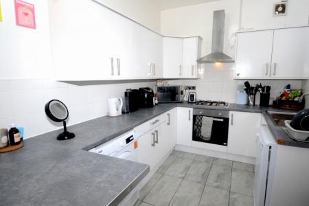 4 bedroom Terraced House to let in 4 bed Standish Road, Fallowfield, Manchester, M14