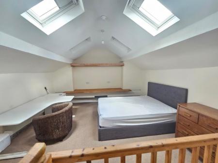 7 bedroom Terraced House for sale in Talbot, Manchester, M14