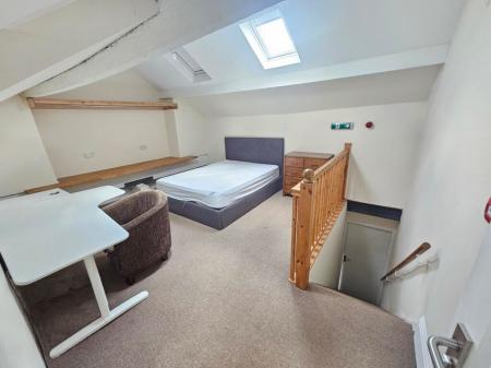 7 bedroom Terraced House for sale in Talbot, Manchester, M14