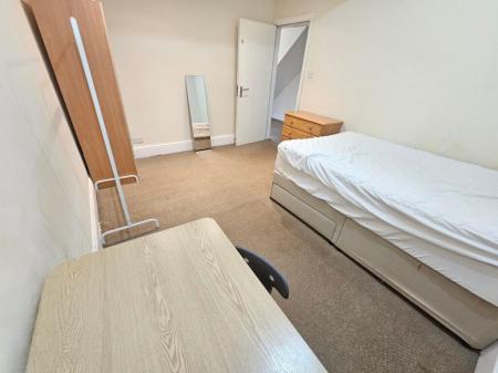 7 bedroom Terraced House for sale in Talbot, Manchester, M14
