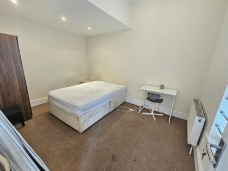 7 bedroom Terraced House for sale in Talbot, Manchester, M14