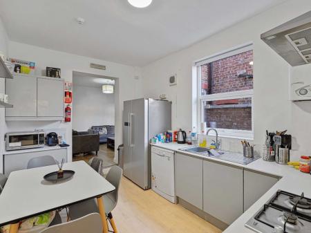 6 bedroom Terraced House for sale in Furness Road, Fallowfield, Manchester, M14