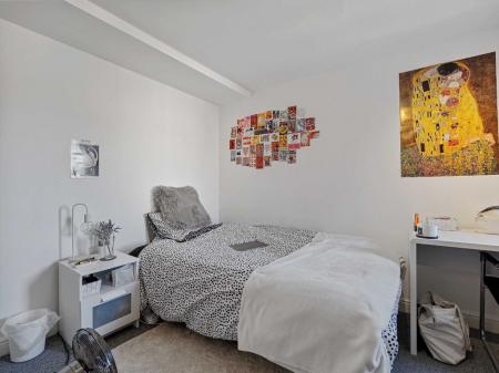 6 bedroom Terraced House for sale in Furness Road, Fallowfield, Manchester, M14