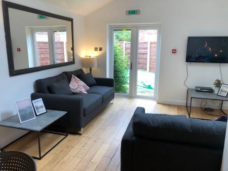 1 bedroom Detached house to let in House Share Cotton Lane, Withington, Manchester, M20