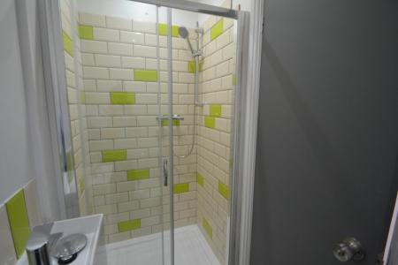 2 bedroom Flat to let in Langford Road, West Didsbury, Manchester, M20