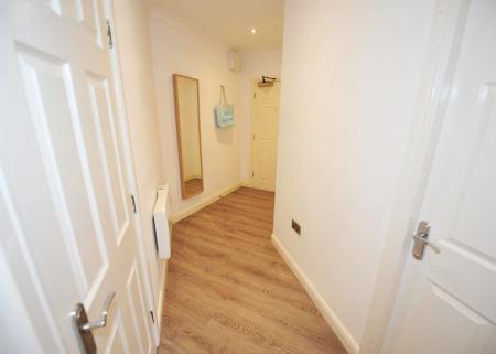 2 bedroom Flat to let in Hadfield Close, Victoria Park, Manchester, M14