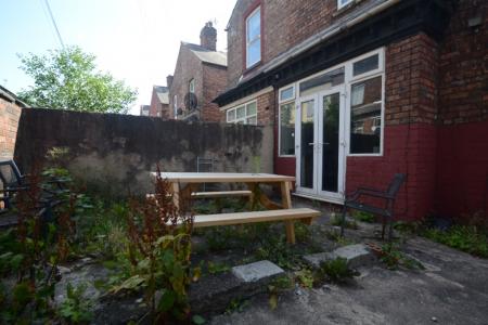 5 bedroom Terraced House to let in 5 Bed Scarsdale Road, Manchester, M14