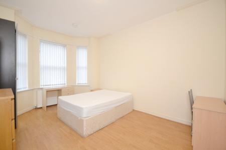 5 bedroom Terraced House to let in 5 Bed Scarsdale Road, Manchester, M14