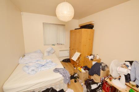 2 bedroom Flat to let in St Lawrence Street, Hulme, Manchester, M15