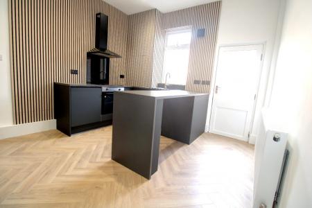 2 bedroom Terraced House to let in Broadfield Road, Rusholme, Manchester, M14