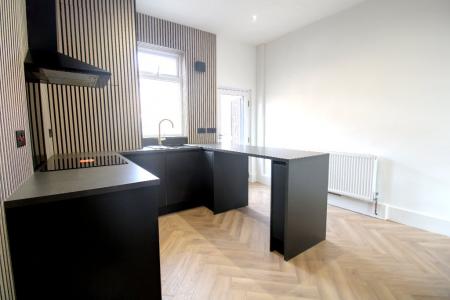 2 bedroom Terraced House to let in Broadfield Road, Rusholme, Manchester, M14
