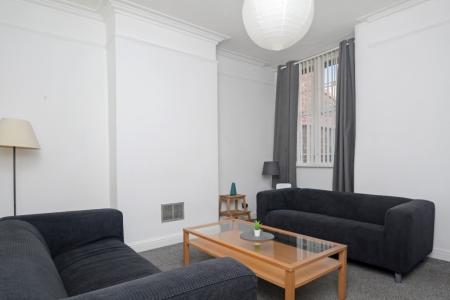 4 bedroom Terraced House for sale in Landcross Road, Manchester, M14