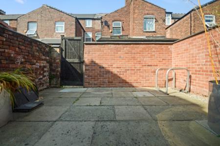 4 bedroom Terraced House for sale in Landcross Road, Manchester, M14