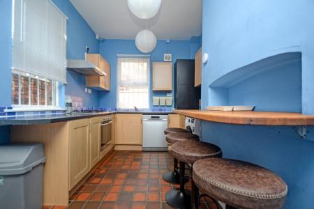 4 bedroom Terraced House for sale in Landcross Road, Manchester, M14