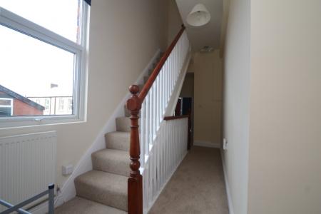 6 bedroom End of terrace house for sale in Mauldeth Road, Manchester, M14