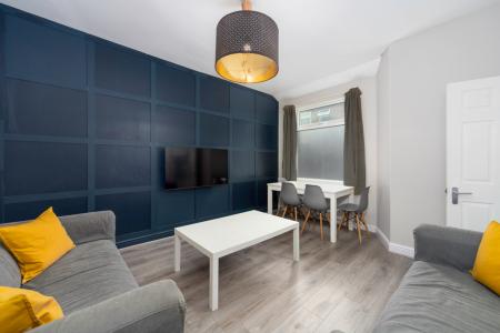 4 bedroom End of terrace house to let in 4 Bed Hibbert Street, Rusholme, Manchester, M14