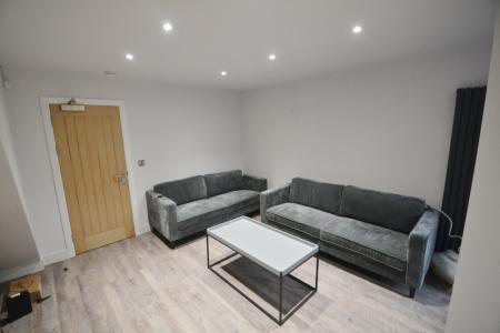6 bedroom Terraced House for sale in Braemar Road, Fallowfield, Manchester, M14