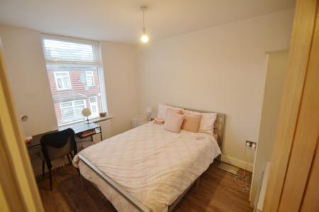 6 bedroom Terraced House for sale in Braemar Road, Fallowfield, Manchester, M14