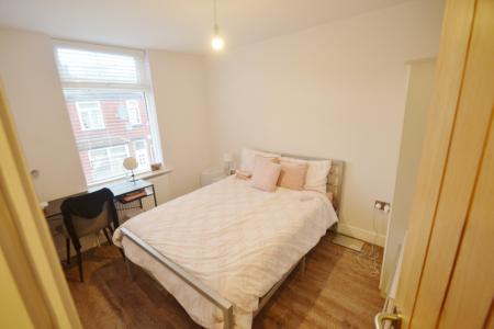 6 bedroom Terraced House for sale in Braemar Road, Fallowfield, Manchester, M14