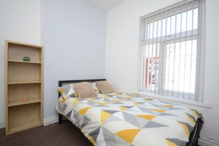 4 bedroom Terraced House to let in Ashfield Road 4 bed, Victoria Park, Manchester, M13