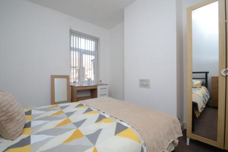 4 bedroom Terraced House to let in Ashfield Road 4 bed, Victoria Park, Manchester, M13