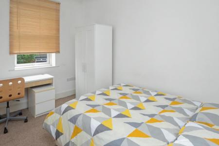 5 bedroom Terraced House for sale in Albion Road, Fallowfield, Manchester, M14
