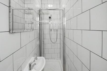 5 bedroom Terraced House for sale in Albion Road, Fallowfield, Manchester, M14