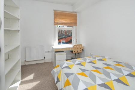 5 bedroom Terraced House for sale in Albion Road, Fallowfield, Manchester, M14