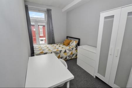 3 bedroom End of terrace house to let in 3 Bed Hibbert Street, Rusholme, Manchester, M14