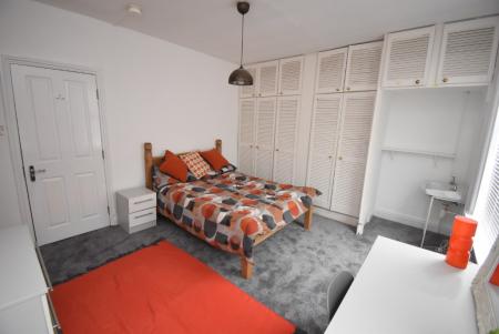 4 bedroom Terraced House for sale in Davenport Avenue, Withington, Manchester, M20