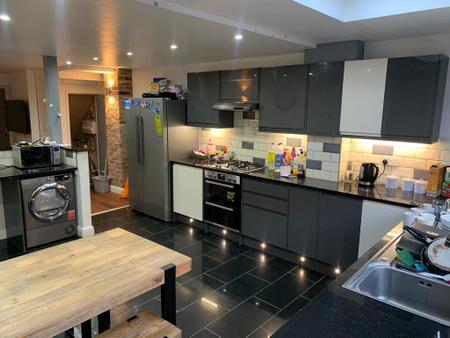 6 bedroom Terraced House to let in Furness Road, Fallowfield, Manchester, M14